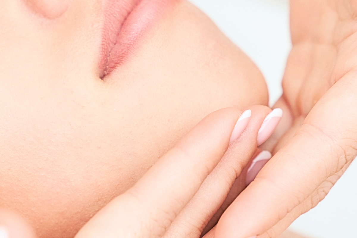 Kobido Gesichtsmassage bei Zauberhaft Kosmetik für natürliches Lifting und tiefe Entspannung